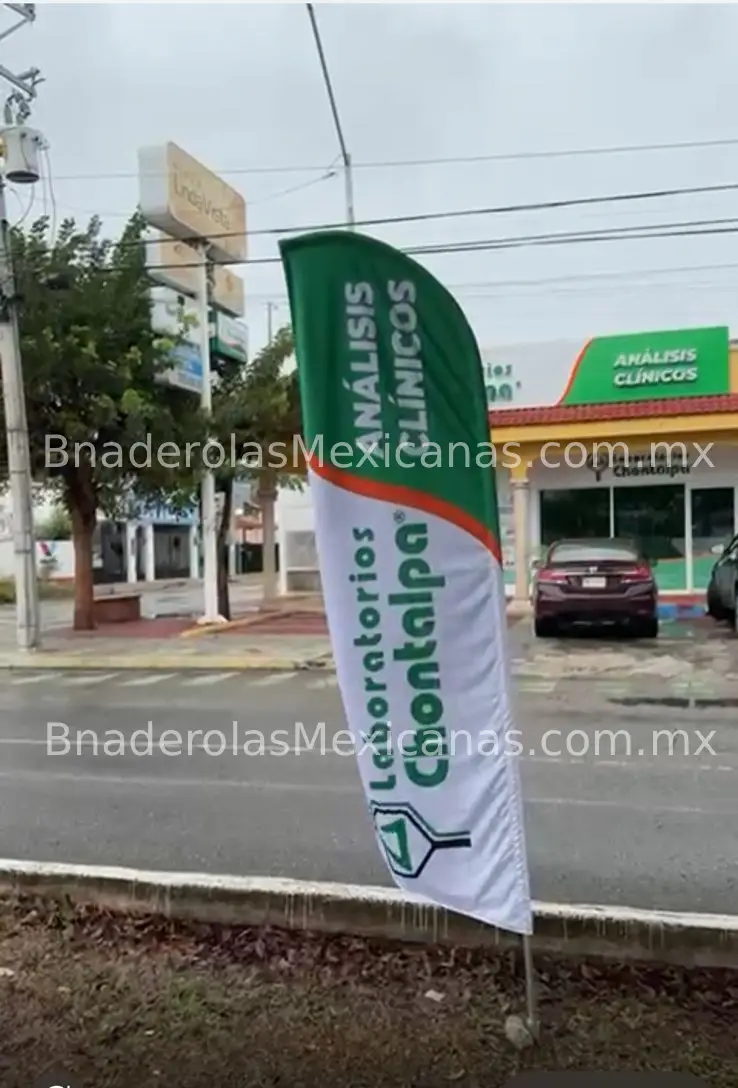 Fabricante de banderas publicitarias para laboratorios laboratorios chontalpa