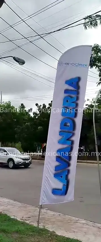 Fabricación banderas publicitarias para lavanderia
